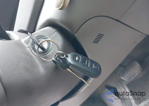 2003 Toyota Camry Le from USA, damaged, VIN 4T1BE32K13U189342